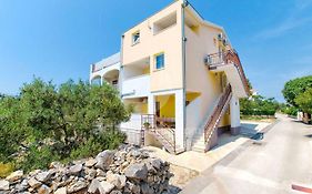 Apartments Iva